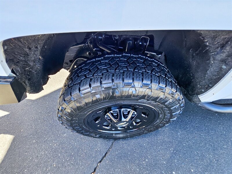 Used 2015 Chevrolet Silverado 3500 W/T AWD/4WD image 23