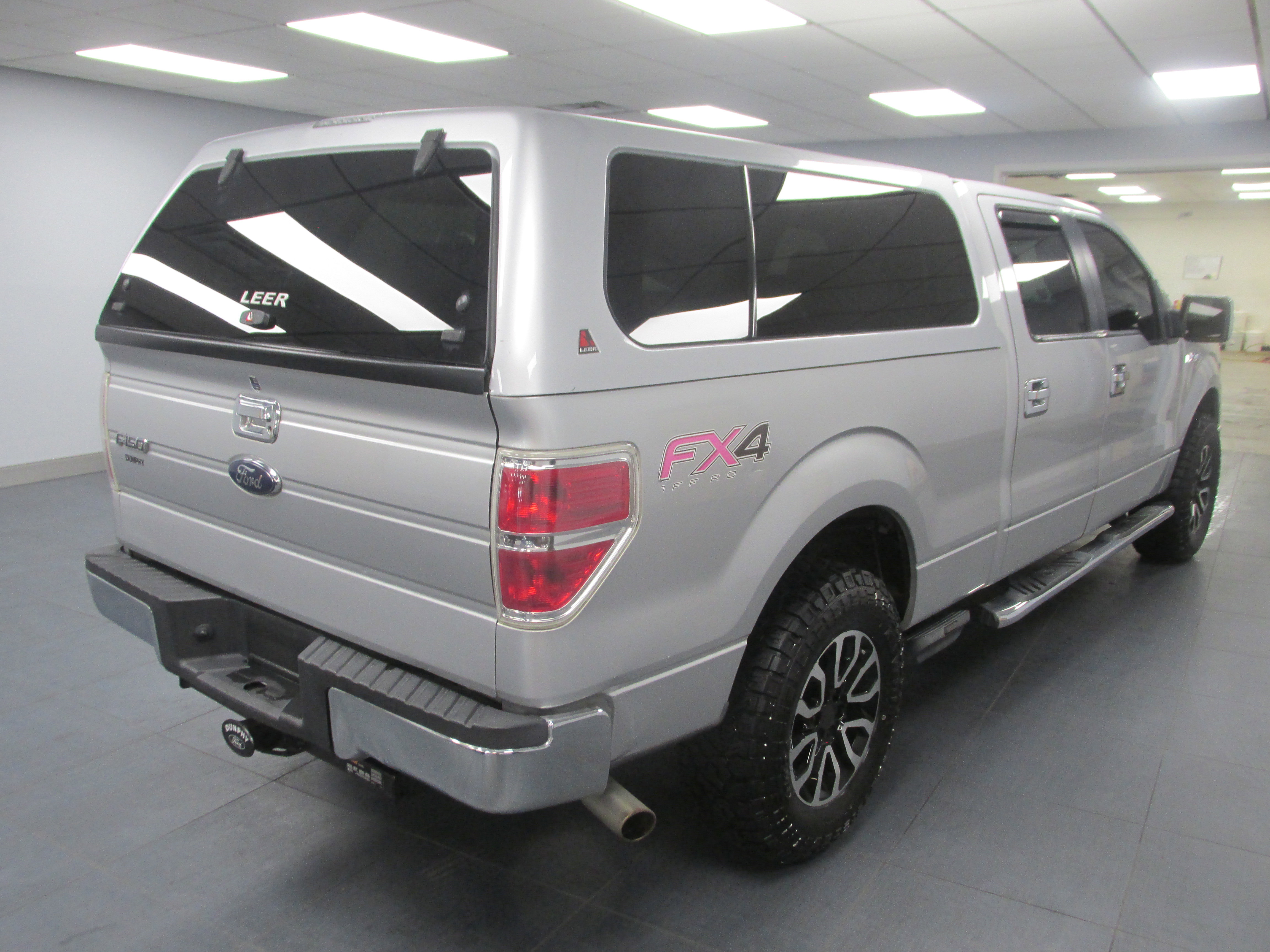 Used 2013 Ford F150 XLT w/ Mid Equipment Group AWD/4WD image 5