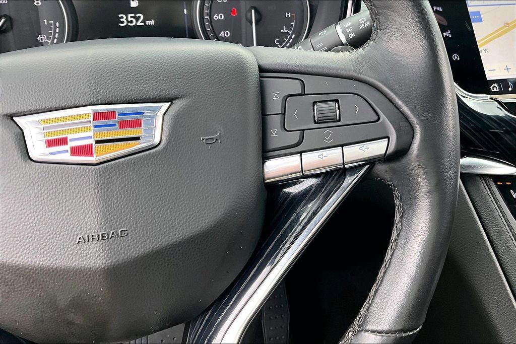 Certified 2024 Cadillac XT6 Premium Luxury w/ Technology Package AWD/4WD image 21