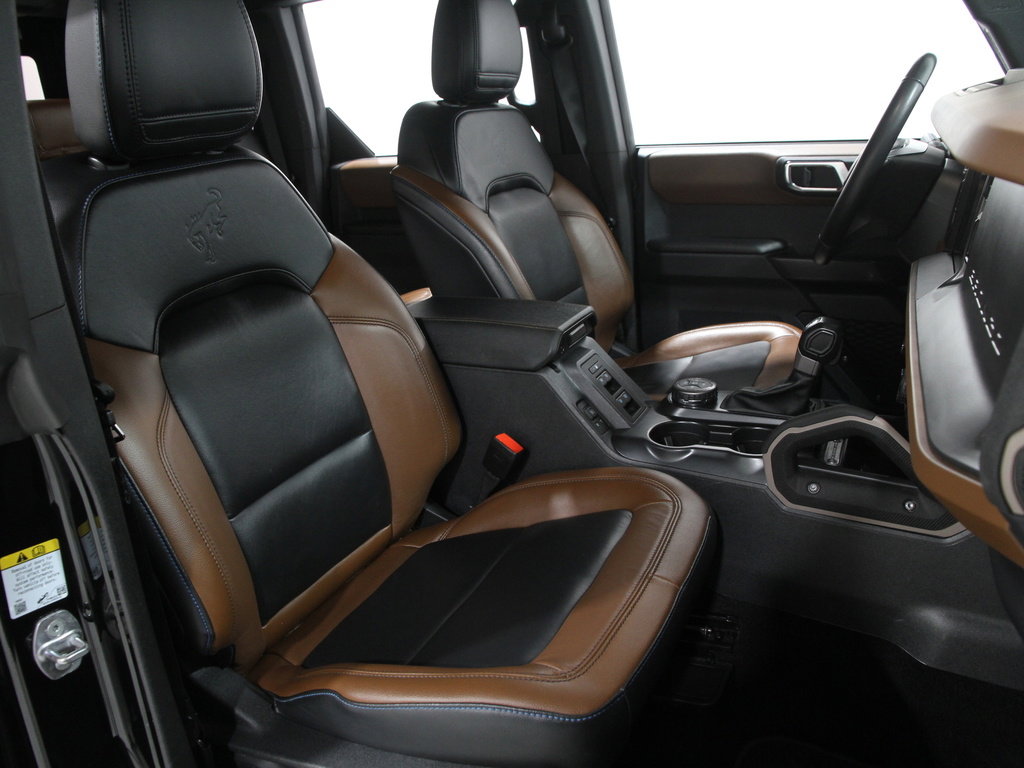 Certified 2024 Ford Bronco Outer Banks w/ Sasquatch Package image 18