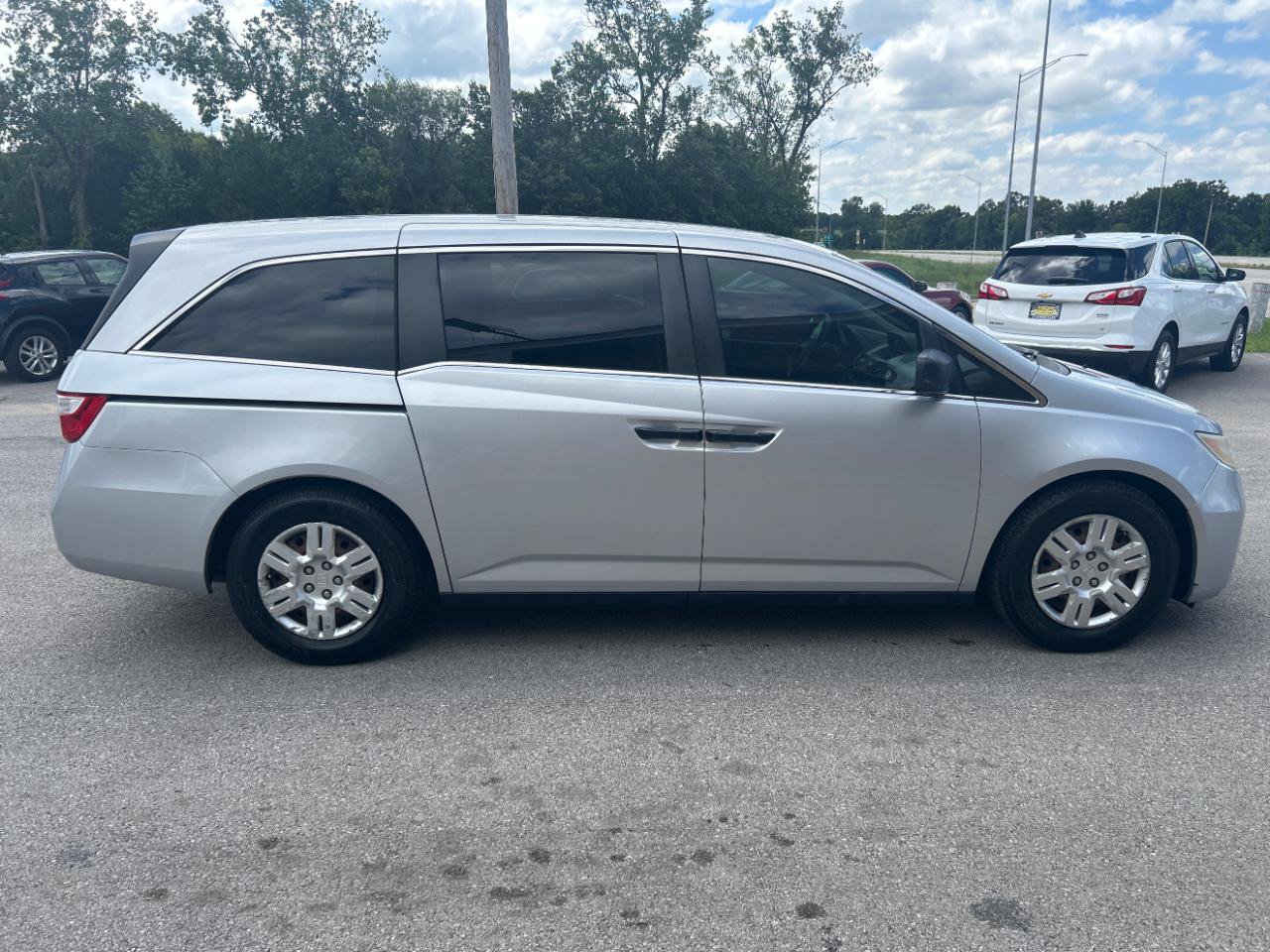 Used 2012 Honda Odyssey LX image 4