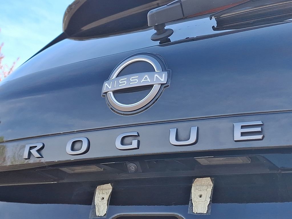 Used 2024 Nissan Rogue SV AWD/4WD image 31
