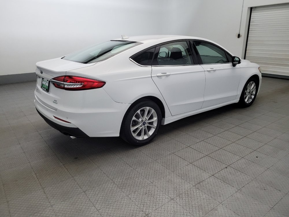 Used 2020 Ford Fusion SE FWD image 10