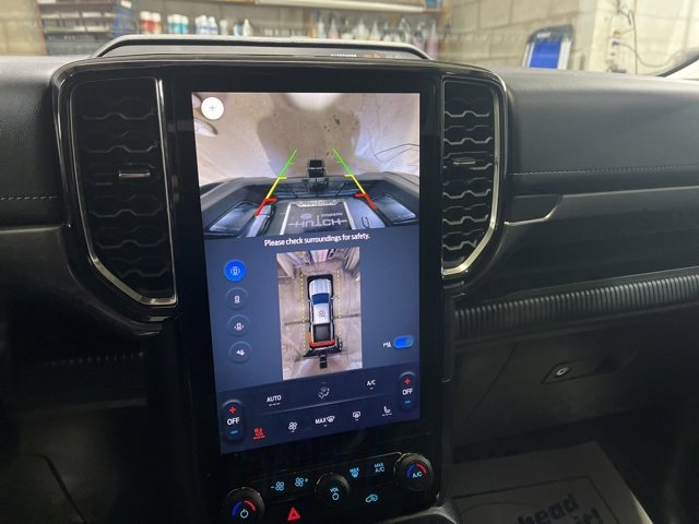 Used 2024 Ford Ranger Lariat w/ FX4 Off-Road Package image 43