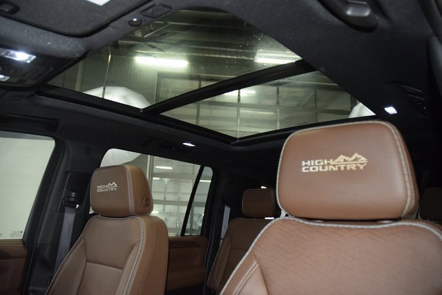 Used 2023 Chevrolet Suburban High Country w/ Premium Package image 52