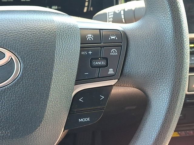 Certified 2025 Toyota Camry SE AWD/4WD image 21