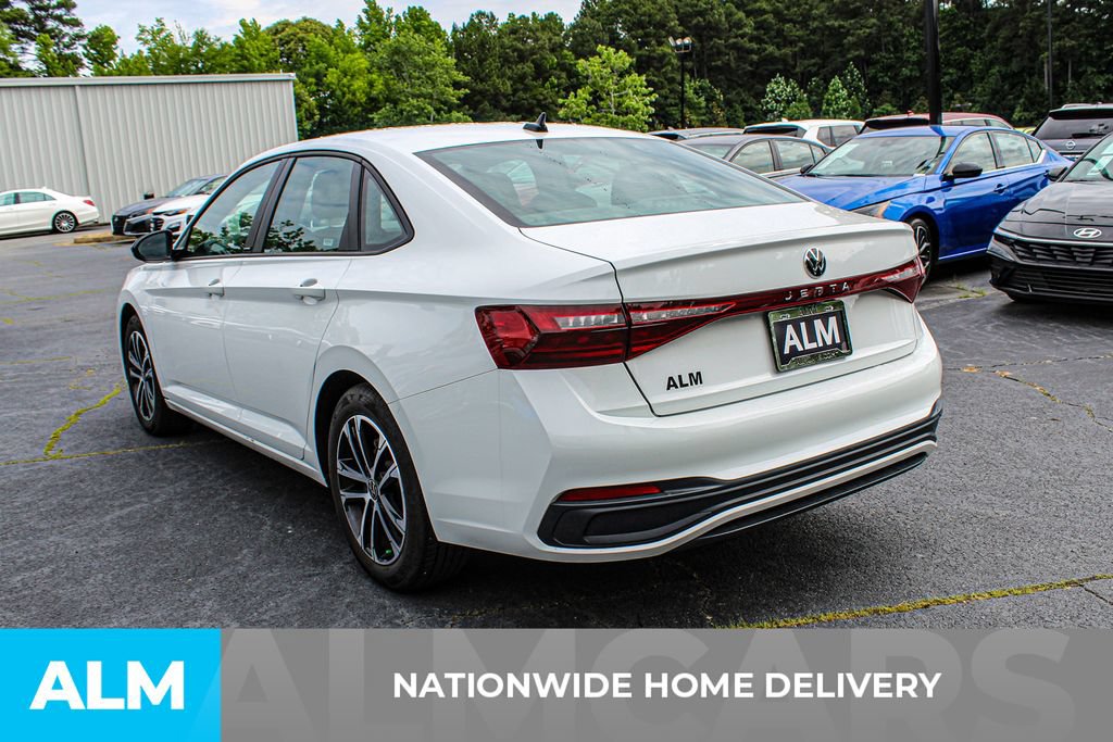 Used 2025 Volkswagen Jetta Sport FWD image 5