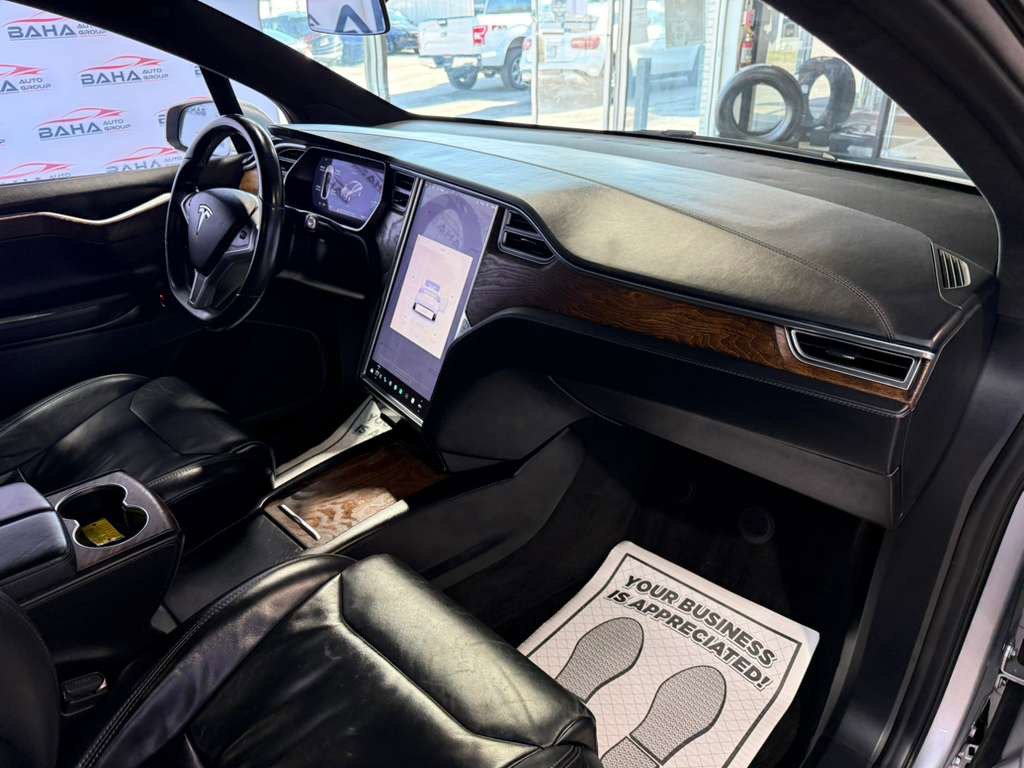 Used 2017 Tesla Model X 100D image 62