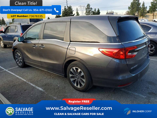 Used 2024 Honda Odyssey EX-L image 3