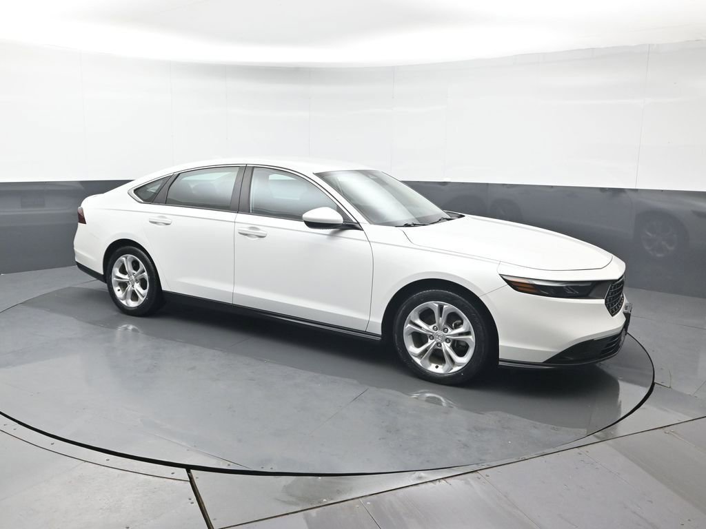 Used 2023 Honda Accord LX image 8