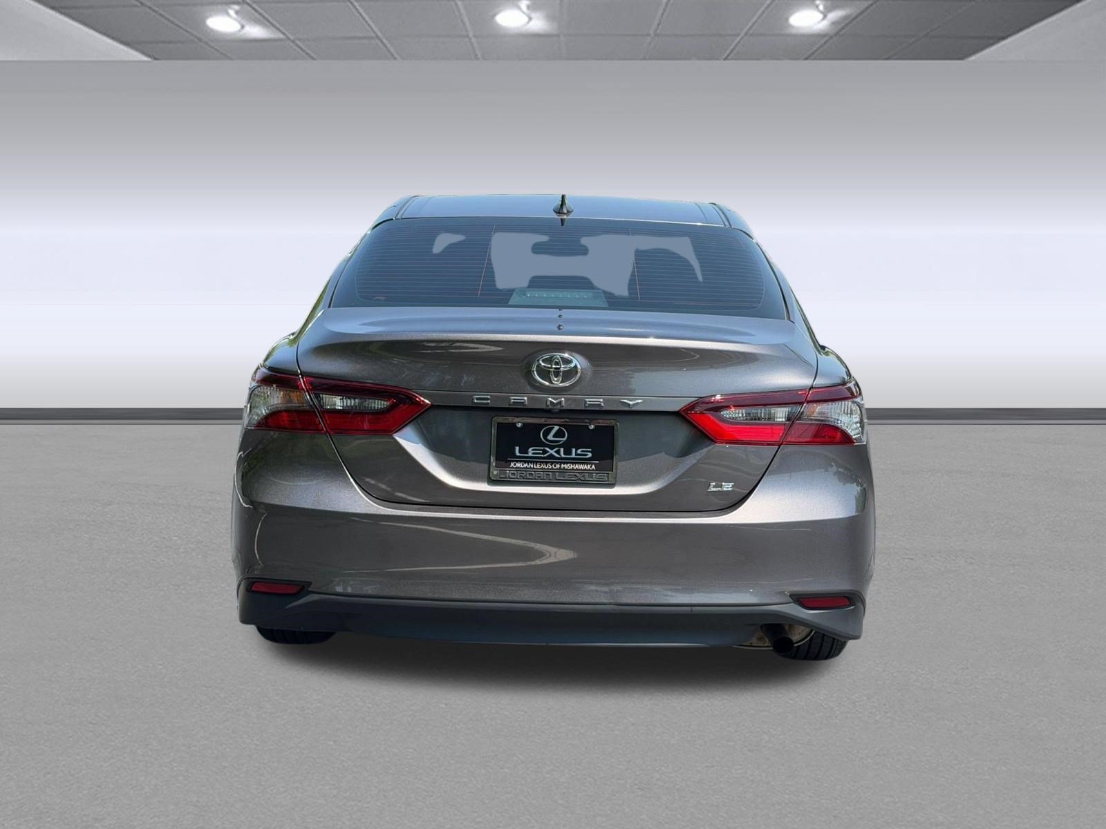 Used 2024 Toyota Camry LE FWD image 10