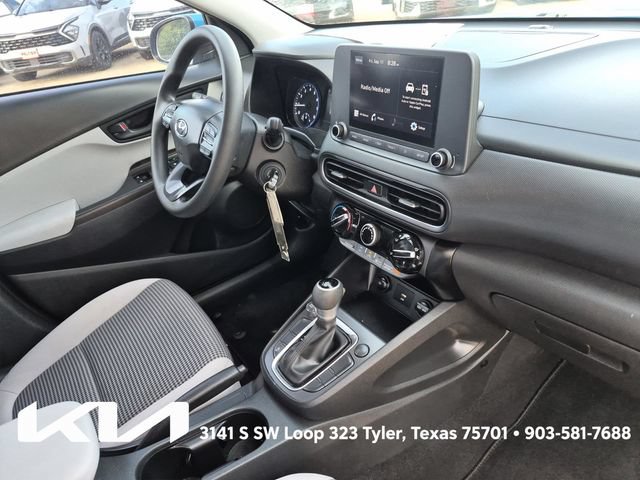 Used 2023 Hyundai Kona SE FWD image 11