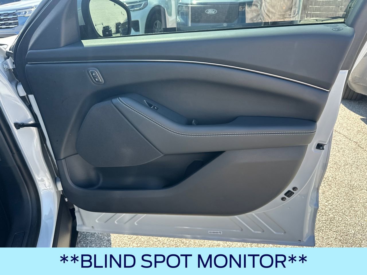 Certified 2022 Ford Mustang Mach-E Select w/ Comfort/Technology Package RWD image 16