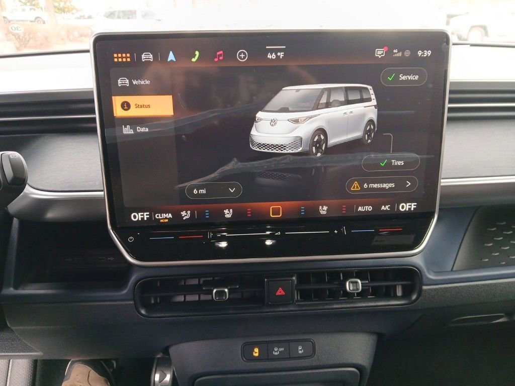 New 2025 Volkswagen ID. Buzz Pro S RWD image 18