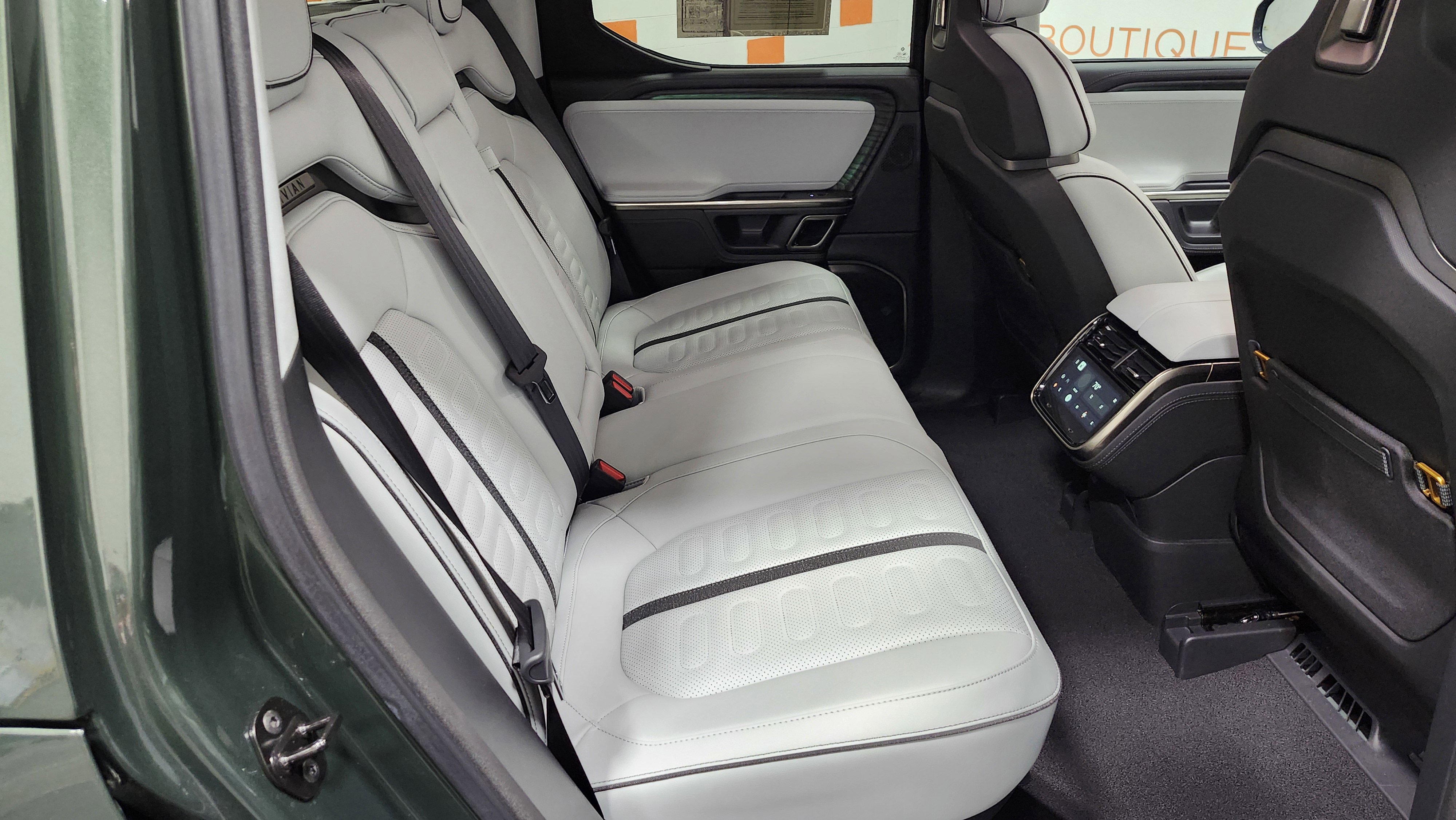 Used 2023 Rivian R1T Adventure image 21