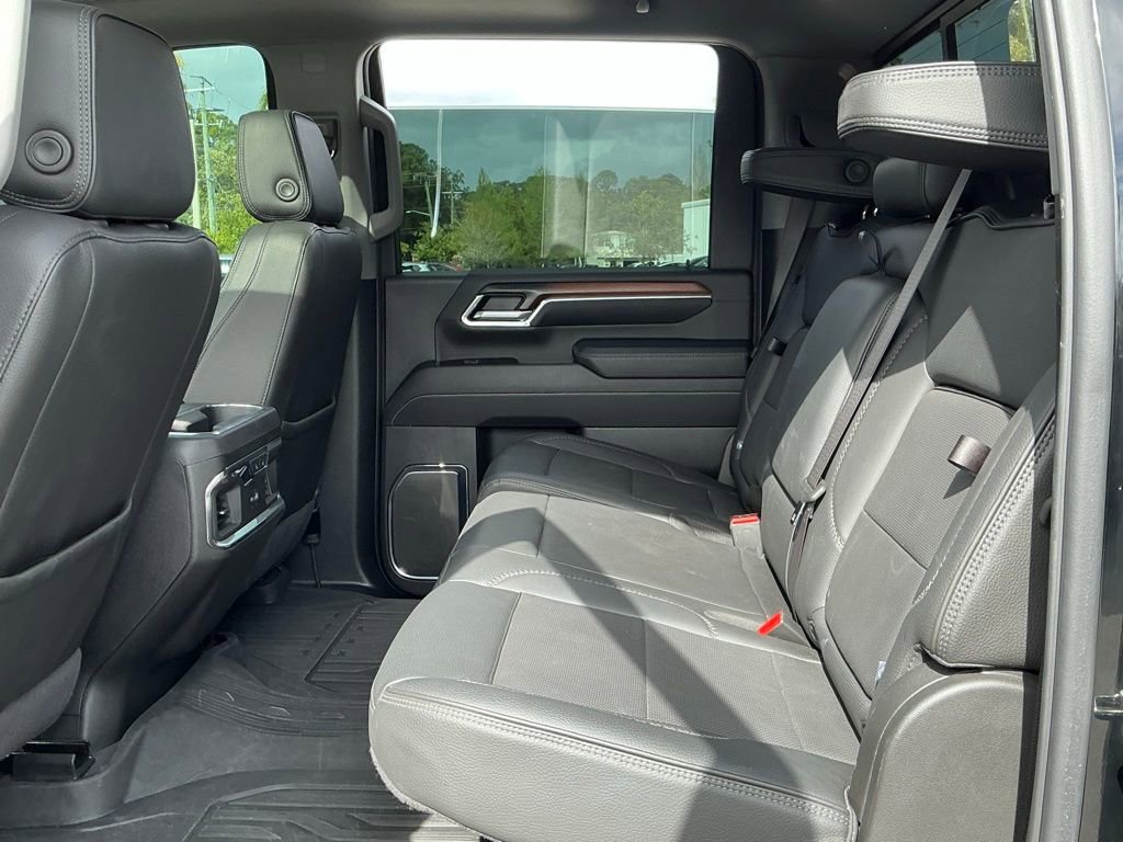 Used 2024 GMC Sierra 2500 Denali w/ Denali Reserve Package image 32