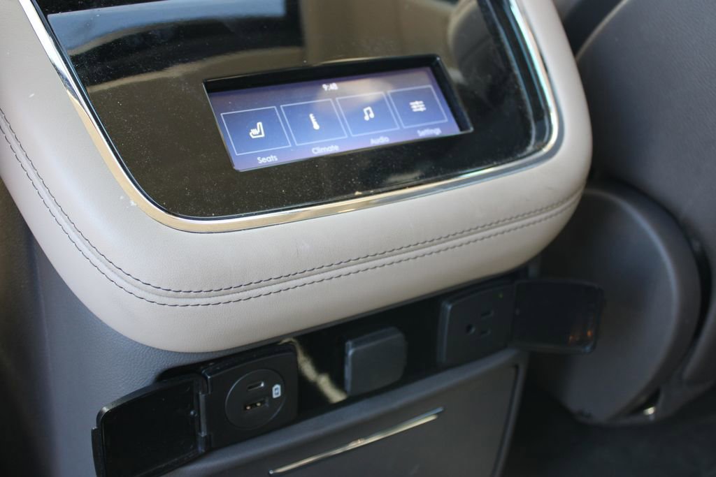 Used 2023 Lincoln Navigator Reserve image 22