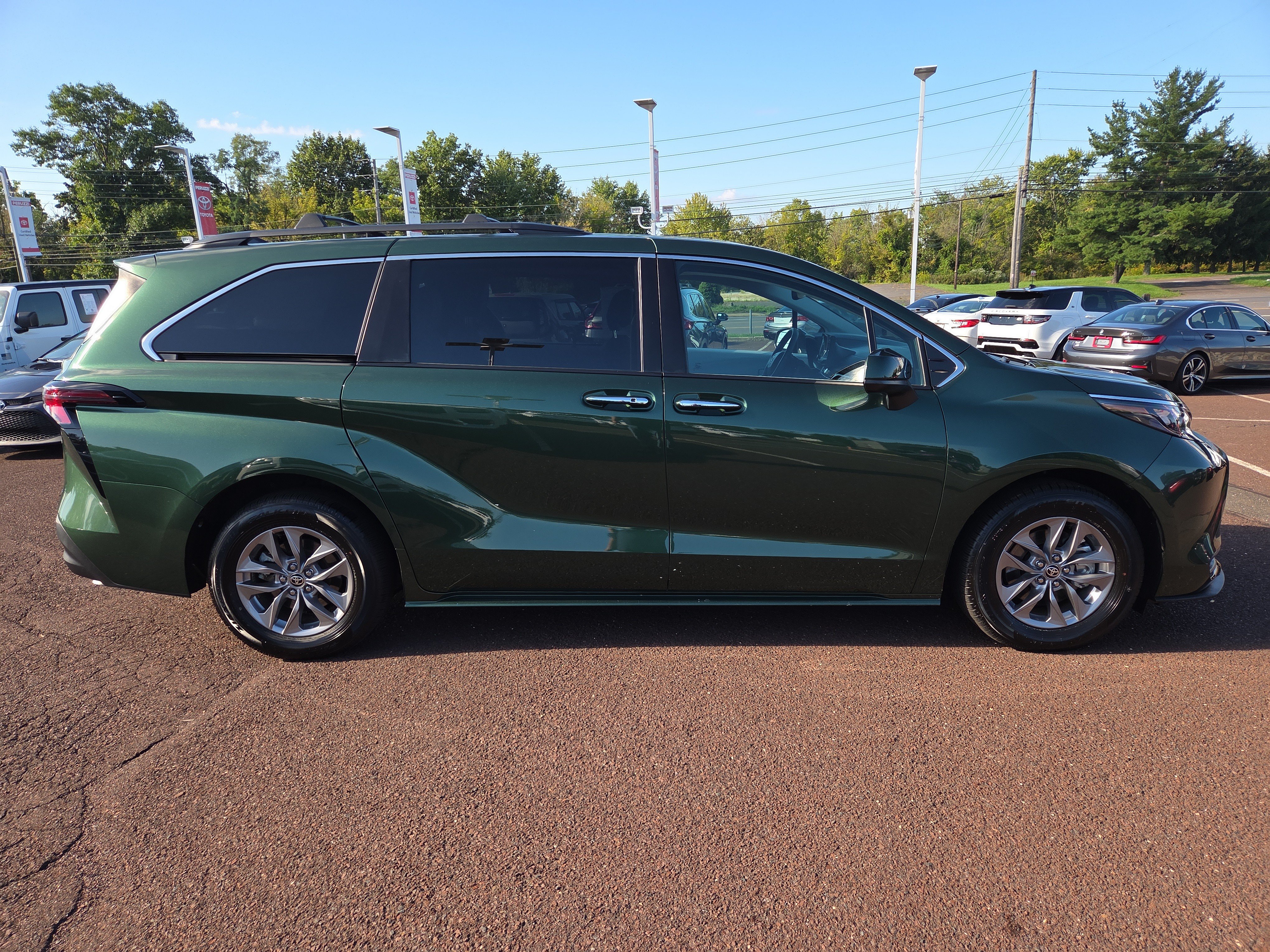 Certified 2026 Toyota Sienna XLE AWD/4WD image 2