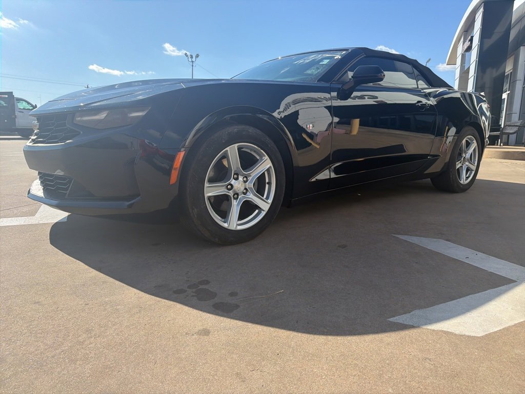 Used 2023 Chevrolet Camaro LT image 7