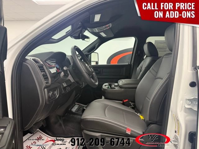 New 2026 RAM 5500 Tradesman w/ Chrome Appearance Group AWD/4WD image 9