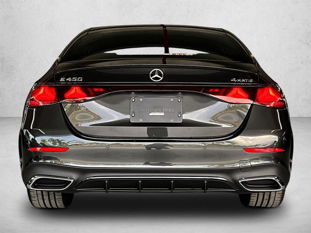 New 2027 Mercedes-Benz E 450 4MATIC Sedan image 4