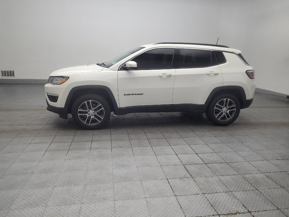 Used 2018 Jeep Compass Latitude w/ Popular Equipment Group FWD image 2