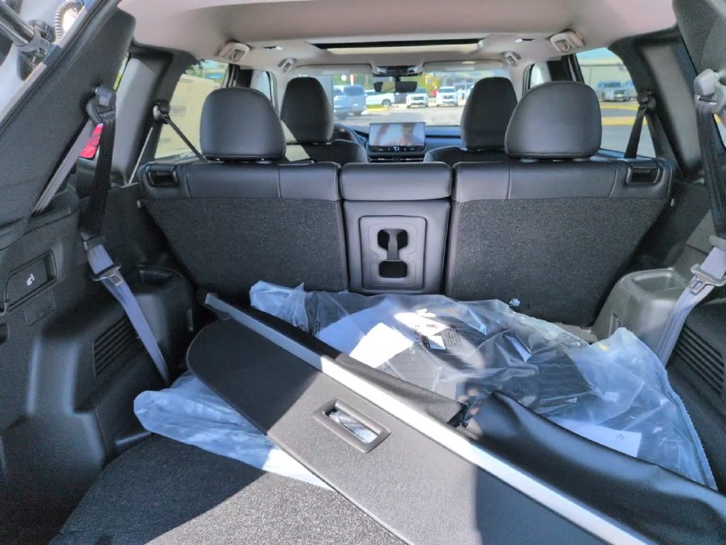 New 2026 Mitsubishi Outlander AWD image 11