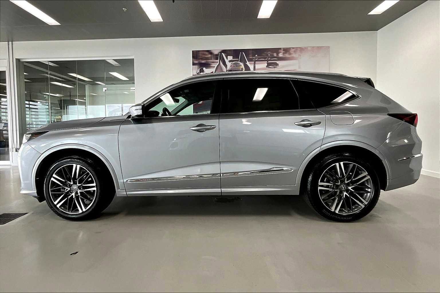 New 2026 Acura MDX SH-AWD w/ Advance Package image 3