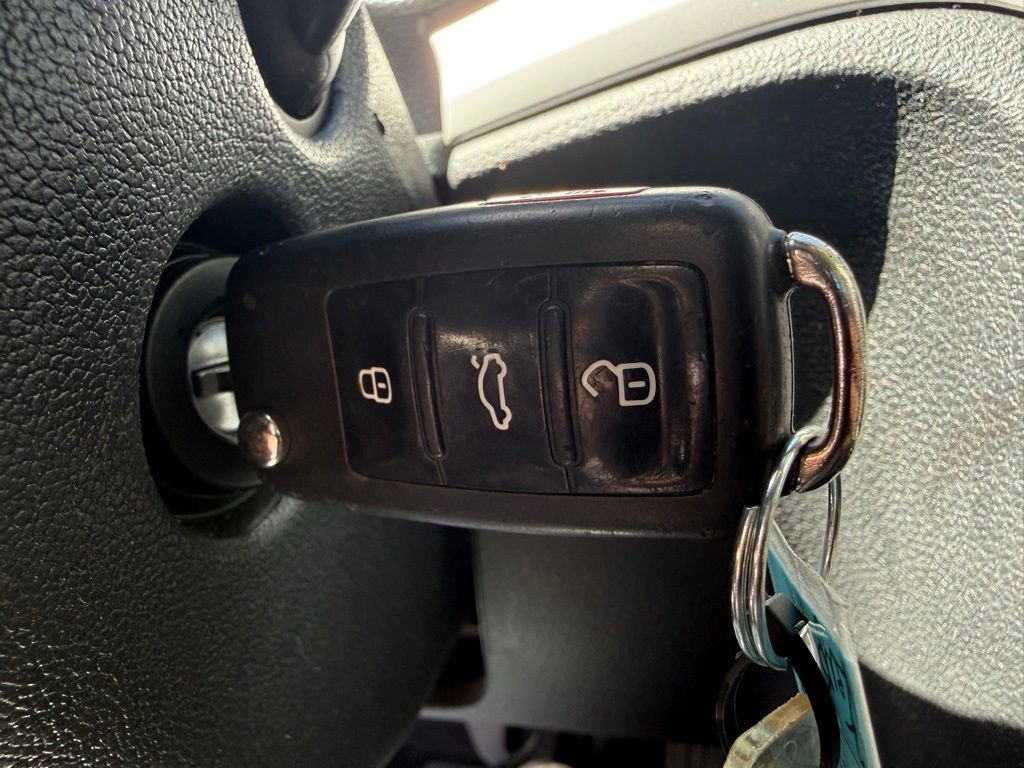 Used 2018 Volkswagen Passat 2.0T S FWD image 26