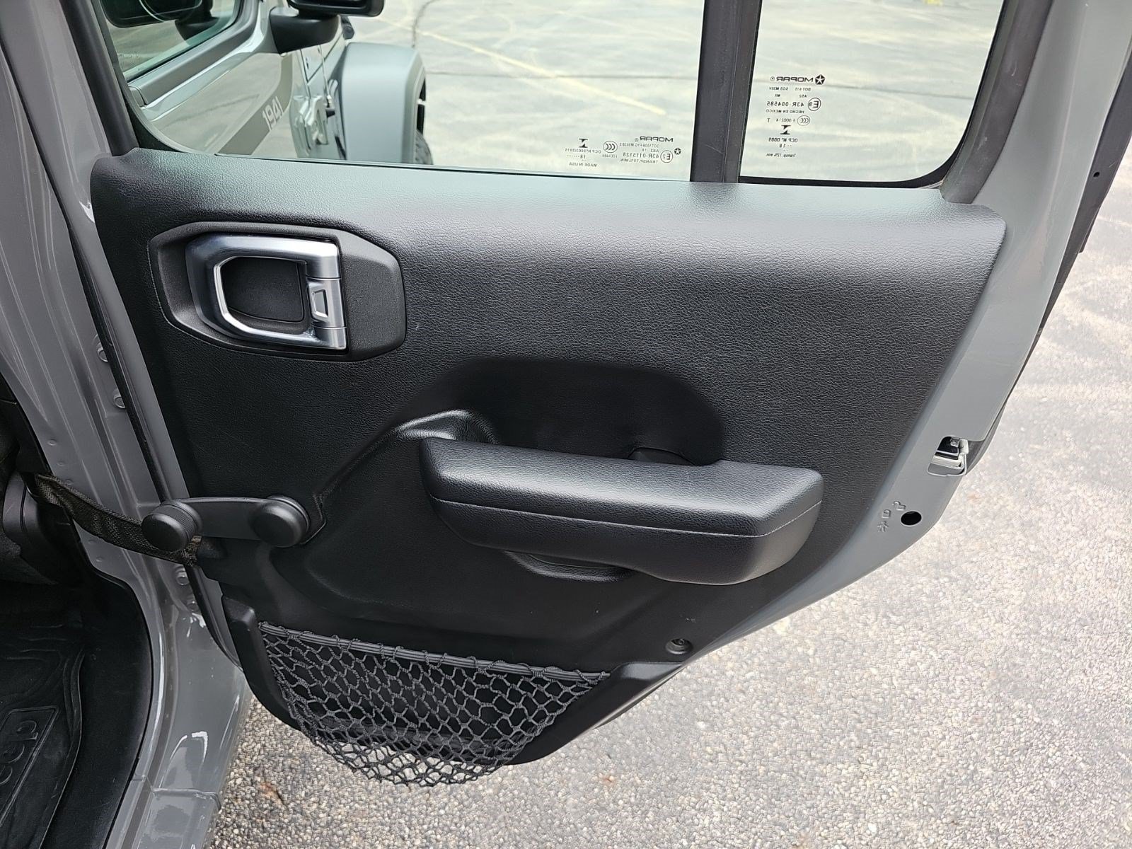 Used 2018 Jeep Wrangler Unlimited Sport AWD/4WD image 17