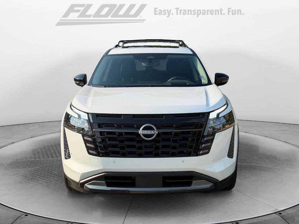 New 2026 Nissan Pathfinder Platinum w/ Cargo Package FWD image 3