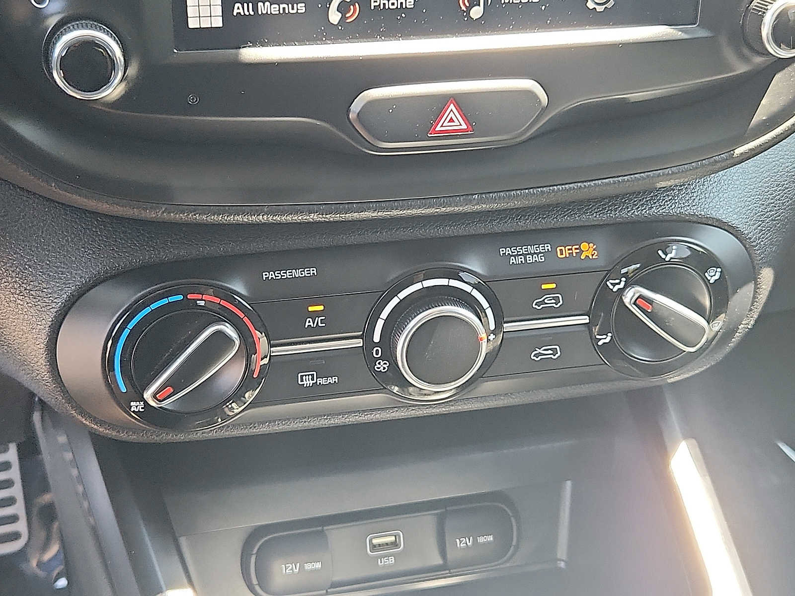 Used 2023 Kia Soul LX w/ LX Technology Package FWD image 15