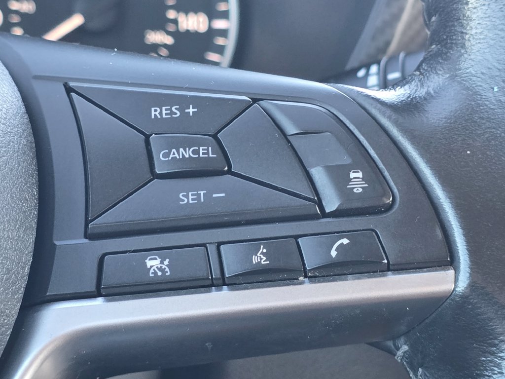 Used 2021 Nissan Sentra SV w/ SV Premium Package FWD image 31