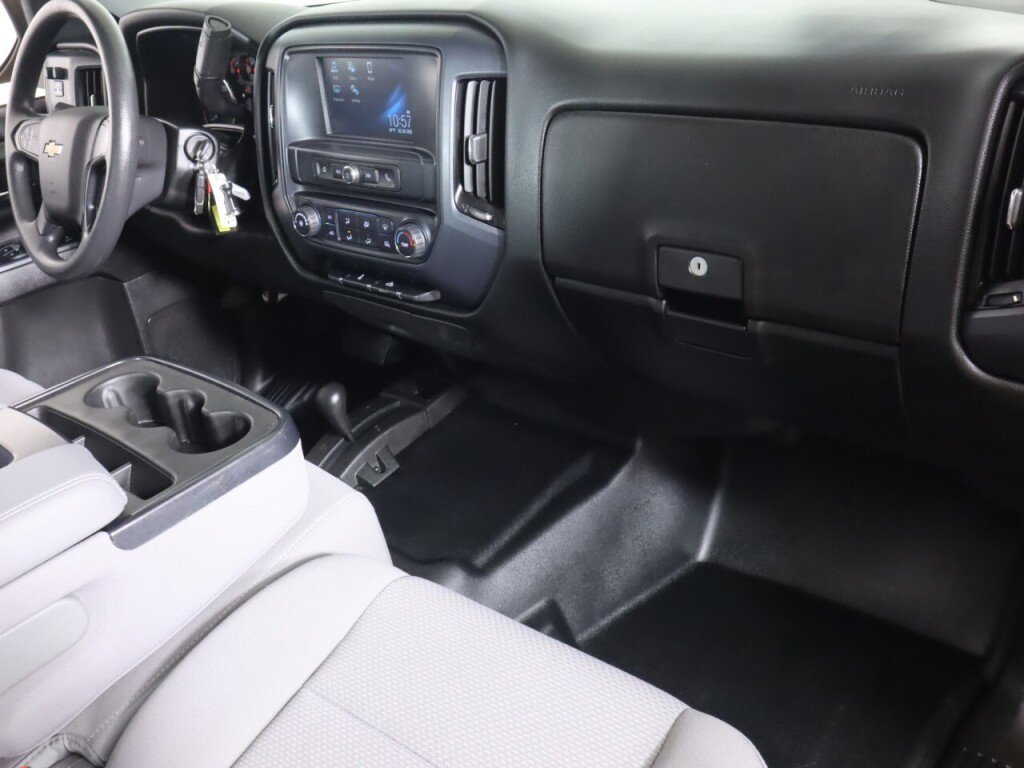 Used 2018 Chevrolet Silverado 1500 W/T w/ Trailering Package AWD/4WD image 36