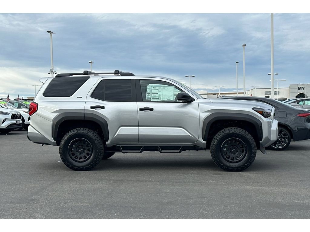 New 2026 Toyota 4Runner SR5 AWD/4WD image 3