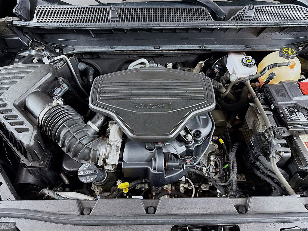 Used 2023 GMC Acadia Denali w/ Denali Ultimate Package image 20