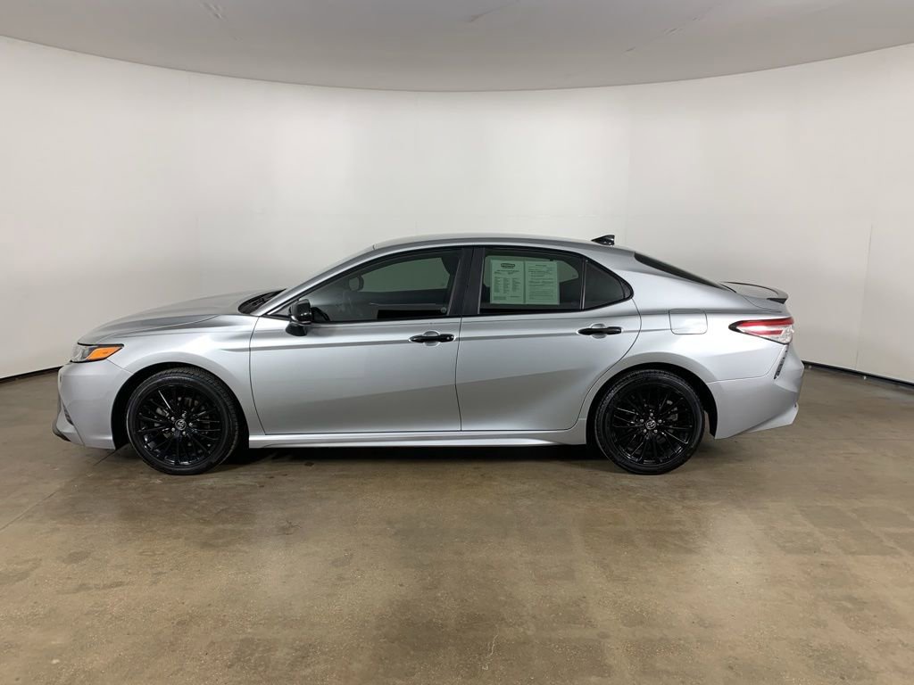 Used 2020 Toyota Camry SE image 16