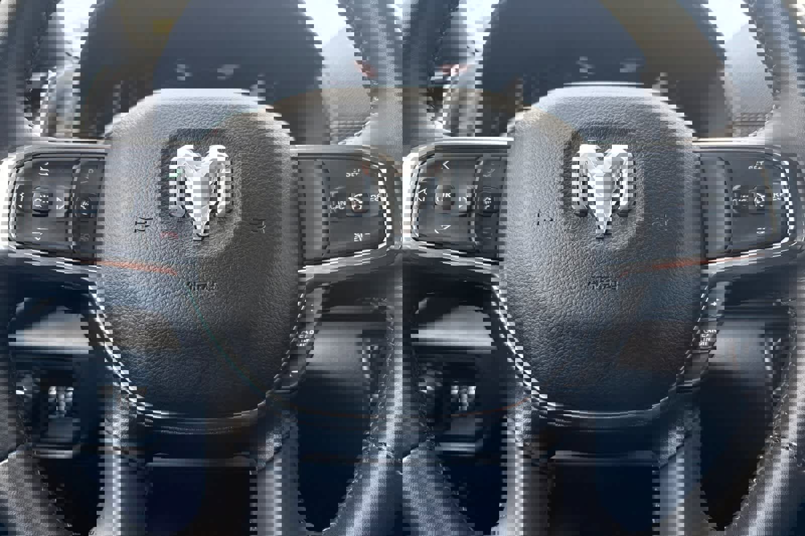 Used 2024 RAM 1500 Laramie image 25