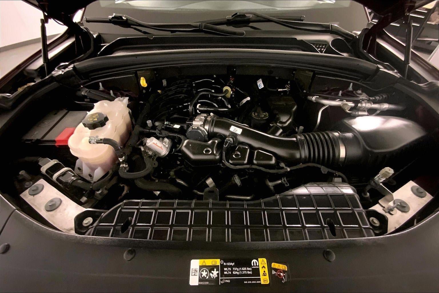 Used 2023 Jeep Grand Cherokee Limited AWD/4WD image 10
