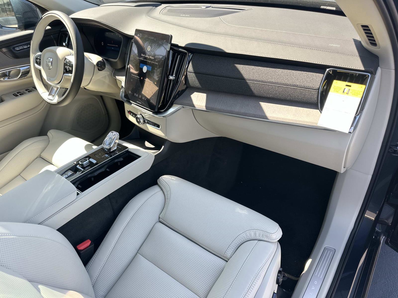 New 2026 Volvo XC90 T8 Ultra w/ Protection Package Premier image 22