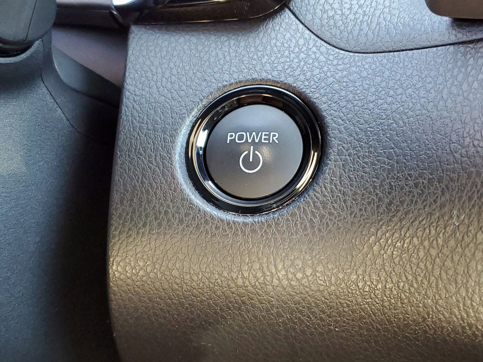 Certified 2025 Toyota Camry SE image 31