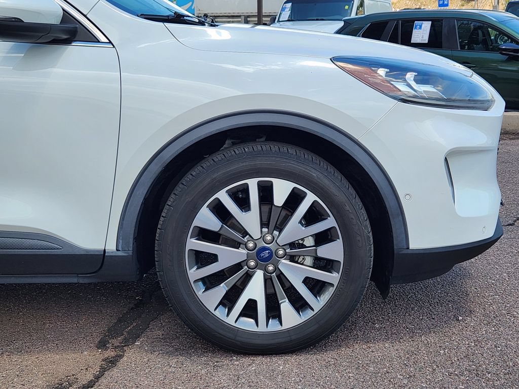 Used 2020 Ford Escape Titanium AWD/4WD image 29