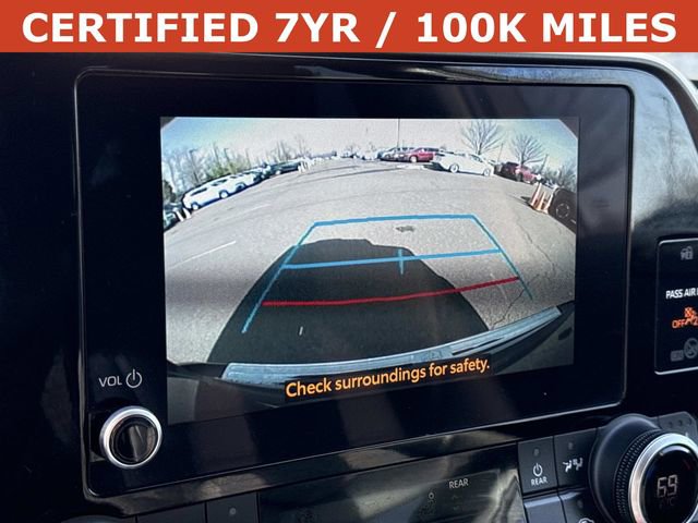 Used 2023 Toyota Highlander XLE image 18