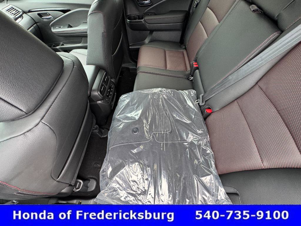 Used 2026 Honda Ridgeline Black Edition image 12