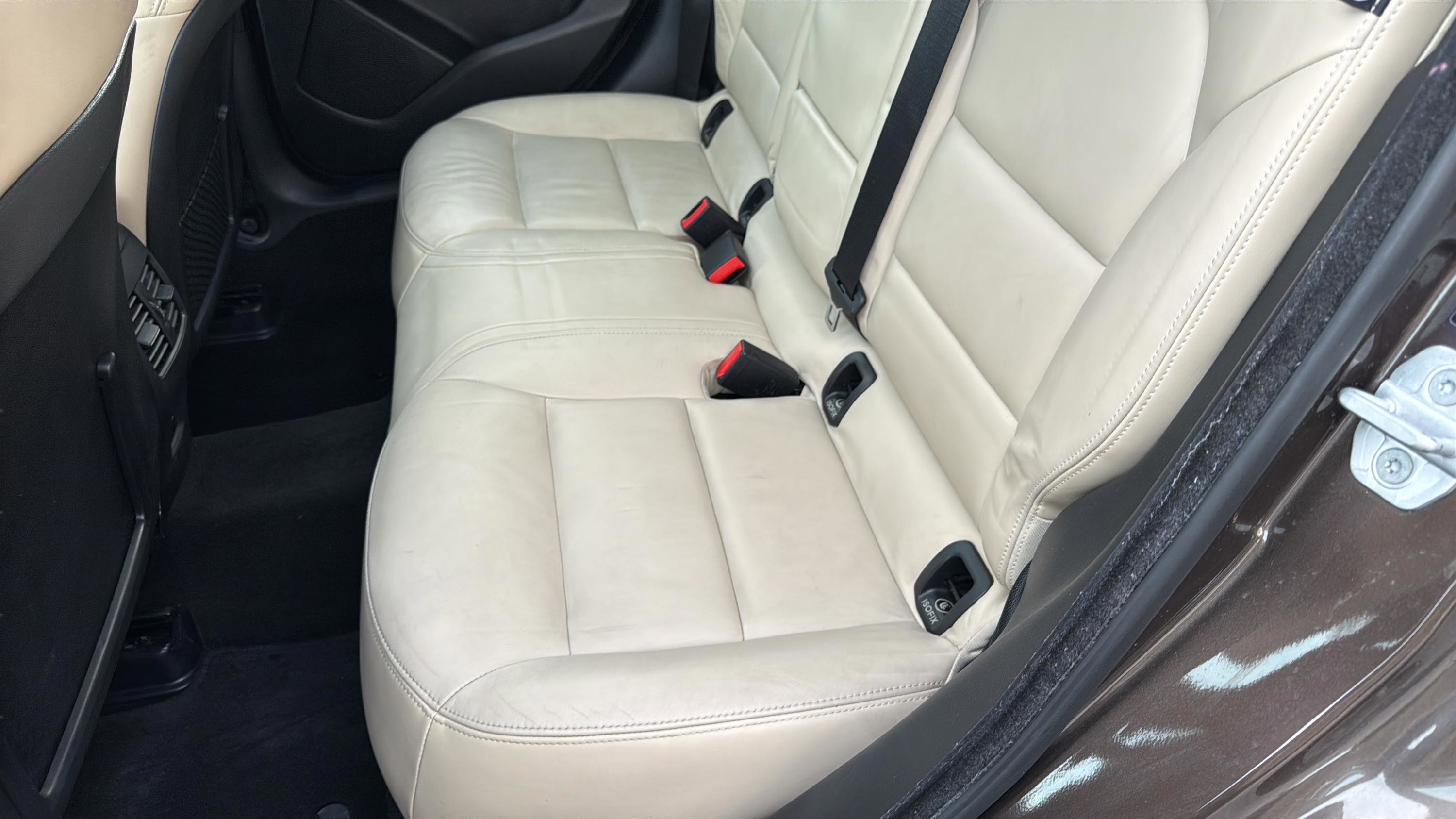 Used 2018 INFINITI QX30 Premium w/ Navigation Package image 21