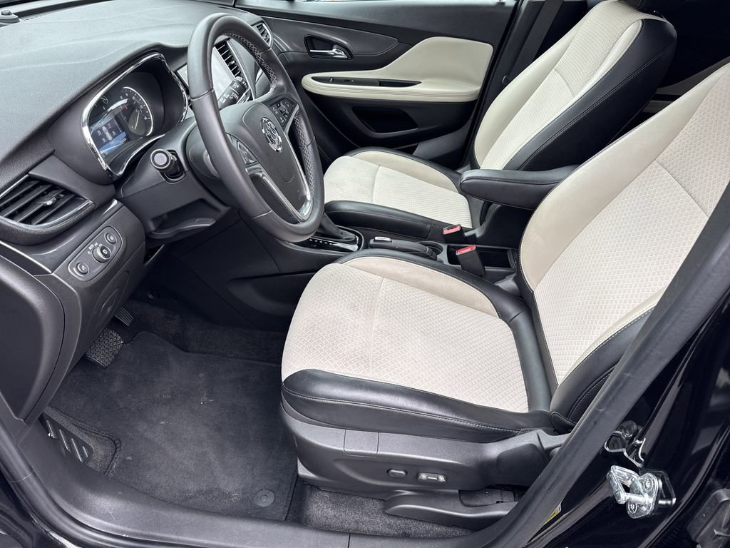 Used 2019 Buick Encore Sport Touring w/ Safety Package image 9