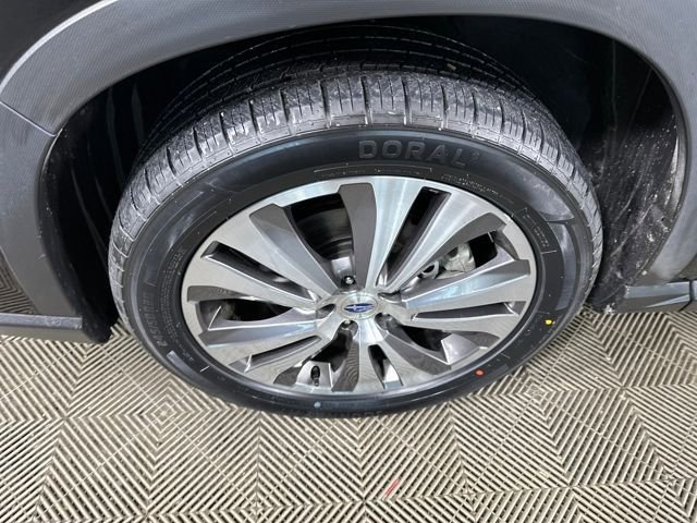 Used 2022 Subaru Ascent Limited w/ Technology Package AWD/4WD image 10