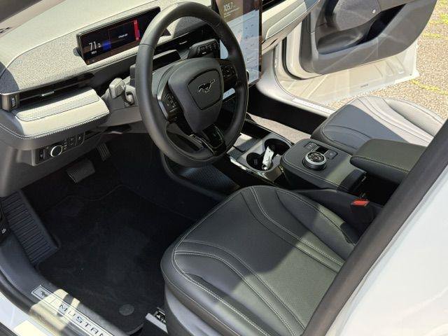 Used 2023 Ford Mustang Mach-E Premium AWD/4WD image 7