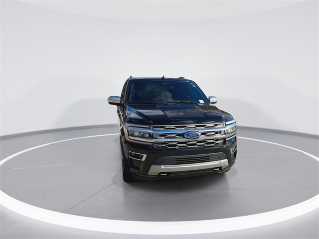 Used 2023 Ford Expedition Platinum image 3