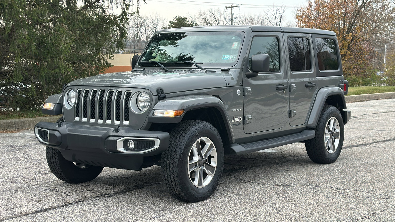 Used 2020 Jeep Wrangler Unlimited Sahara w/ Cold Weather Group video 2